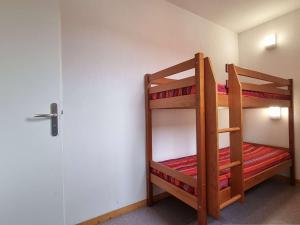 Appartements Appartement 3 pieces, 6 pers, animaux admis, proche pistes et commerces - FR-1-525-260 : photos des chambres