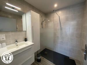 Maisons de vacances Gite Chanverrie, 4 pieces, 6 personnes - FR-1-426-535 : photos des chambres
