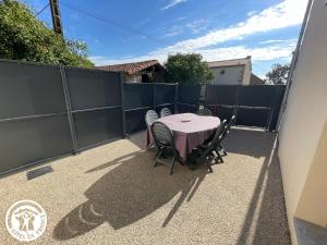 Maisons de vacances Gite Chanverrie, 4 pieces, 6 personnes - FR-1-426-535 : Maison de Vacances