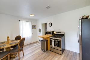 Charming Hamilton Hideaway Half-Mi to Main St!