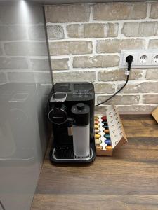 Brand New Luxury Apartment in Absolute Downtown