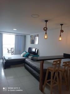 Aparta Estudio con Balcón y Vista