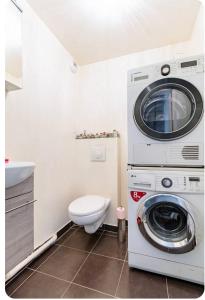 Appartements Appartement terrasse 8/10 personnes paris centre : photos des chambres