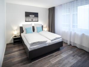 Mood contemporary living