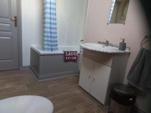 Maisons de vacances Lavender Cottage : photos des chambres