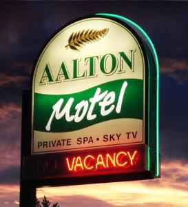 Aalton Motel