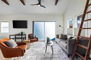 Walk to the waterfront! The South Sound Suite - 奥林匹亚