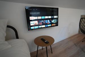 Lilys Studio 1 by Bulgarentals - Central Sofia