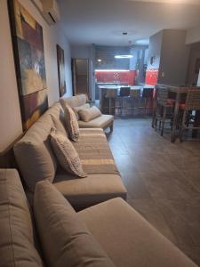 SEA FACING modern 3-bedroom apartment, Umdloti