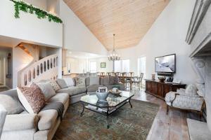 Northwoods Ski-In Ski-Out by Vail Realty