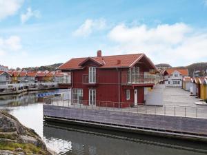 4 star holiday home in Hamburgsund
