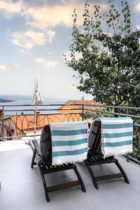 New cosy apartments with private parking