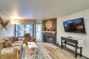 Walkable Brian Head Condo Steps to Ski Resort! - 3hvězdičkové hotely ve městě Brian Head