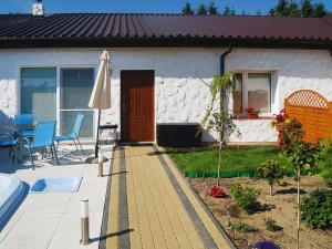 Terraced house with pool and sauna, Sieciemin