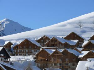 Appartements Appart - Chalet du Hameau des Aiguilles : photos des chambres