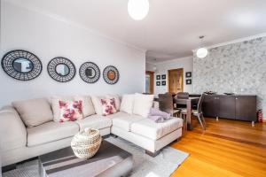 Home to Stay by Homie