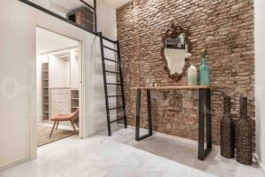 Luxurious apartment in center with parking by REMS