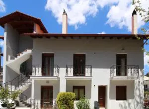 Family's Houses - Planitéron