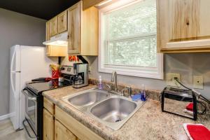 Cozy Whittier Cabin and Yard and Hot Tub, Pets Welcome