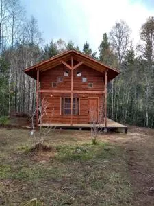 Cabaña entre Arboles - Lumalla