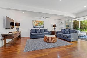 2 Ocean Whisper 16 Solway Drive - Dog Friendly Tropical Oasis