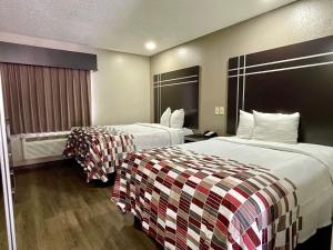 Deluxe Room with Two Double Beds Non-Smoking room in Best Western Richland Inn & Suites