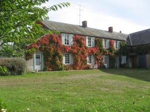 Maison d'époque avec sauna, jacuzzi et salle de jeux à 1h de Paris - Idéale familles/amateurs de stages - FR-1-590-4