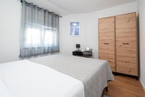 Apartments by the sea Zadar - Diklo, Zadar - 21742