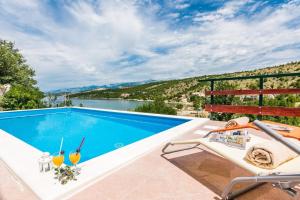 Seaside apartments with a swimming pool Krusevo, Novigrad - 21980