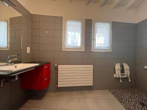 Maisons de vacances Maison moderne a 400m de la plage avec terrasses et equipements complets a St-Jean-de-Luz - FR-1-239-878 : photos des chambres