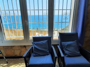 Apartamento familiar frente al mar con jardín, barbacoa, aparcamiento y mascotas permitidas - ES-170-70