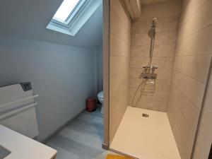 Maisons de vacances Gite Saint-Aigny, 4 pieces, 6 personnes - FR-1-591-560 : photos des chambres