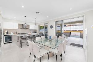 Giuseppina 3 Ebb Tide Way Corlette