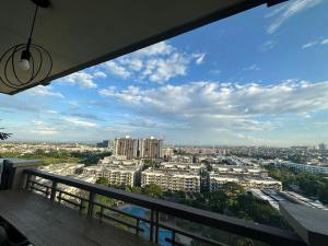 Condo in Taguig, 2br condo, Acacia Estates, BGC,