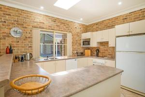 On The Lake - Pet Friendly Waterfront