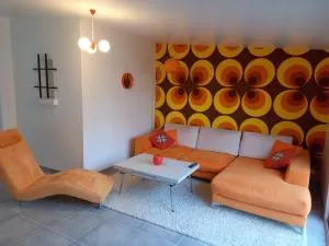 Maison circuit des 24h - Cité-des-Pins