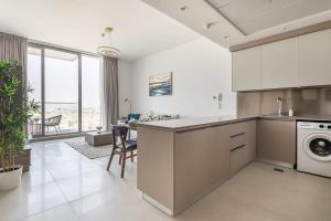 Frank Porter - Bluebell Residence JVC