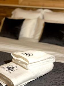Chalets Chalet Authentique - Insolite - Sauna & Telecabine - Menage, serviettes, lit fait inclus : photos des chambres