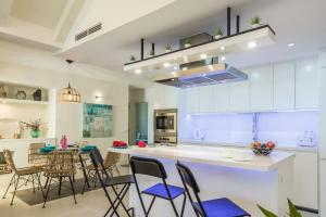 Villa Del Mar by Villa Plus