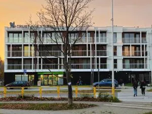 Moja Klonowa - apartament z sypialnią, parking - Dąbrowa