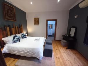 7 On Grey Guesthouse