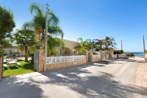 Villino delle Orchidee by BarbarHouse