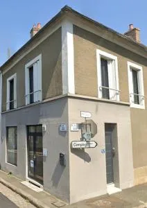 Double gite, Duplex et Chaleureuse petite maison - 萨尔特河畔博蒙