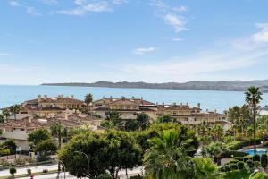 Torrequebrada apartment by Costarentals - Ref 238