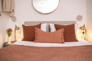 Double Room with Private Bathroom room in The Luxury Inn