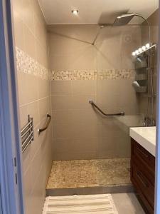 Appartements Charmant appartement 3 pieces avec balcon (equipe PMR) : photos des chambres