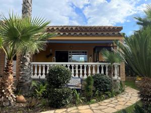 Casa con Piscina, Jardín, Barbacoa, A.A. y Wifi en Sant Pere Pescador - ES-89-74