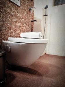 Sambhabana Hotel & Suites