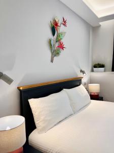 Sliema 8 Bedroom House with Pool