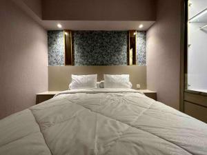 Luxury Poolside 2BR Orchard Apartment, Pakuwon Mall